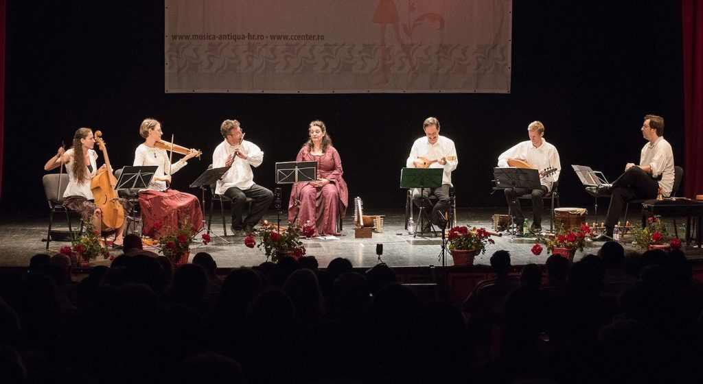 Kátai Zoltán és a Musica Historica - Énekek három rendbe