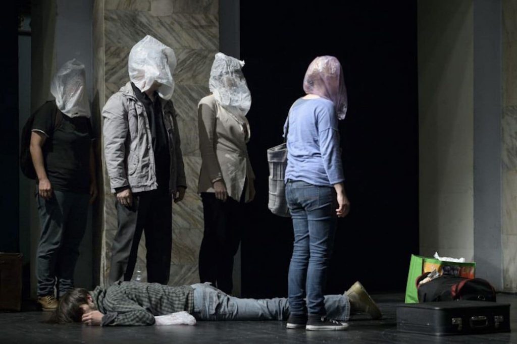EXIT (r.- Schilling Árpád) - December 3.