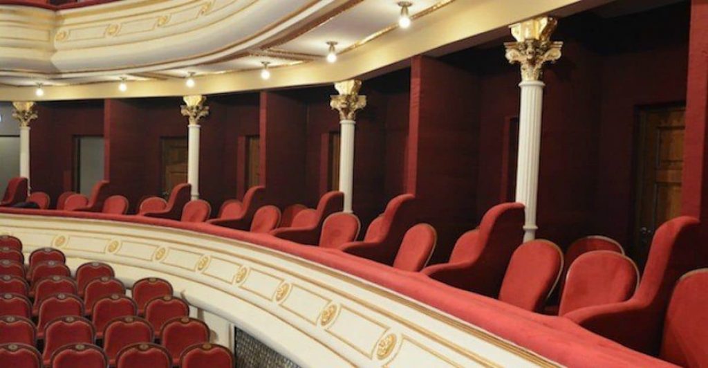 Pénz az égből - szilveszteri előadás december 31-én