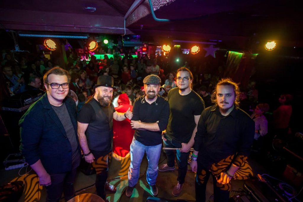 Póra Zoli & Stone Hill - Karácsonyi Koncert : Dicsőítés - december 27.