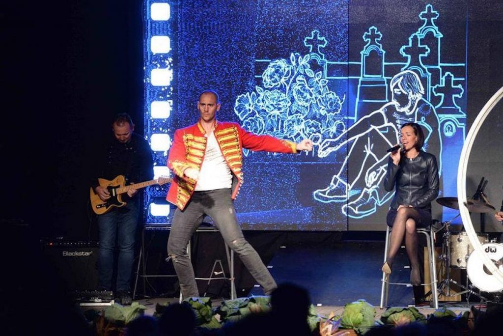 Jantyik Zs.- Jantyik Cs.- Ezüstbojtár- A PG Csoport zenés játéka - Január 22.