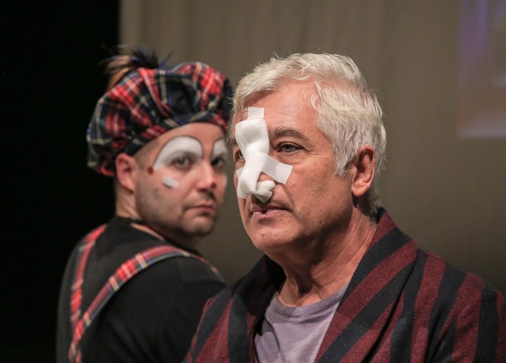 Jóisten és pszichológusa (14+) - január 8.