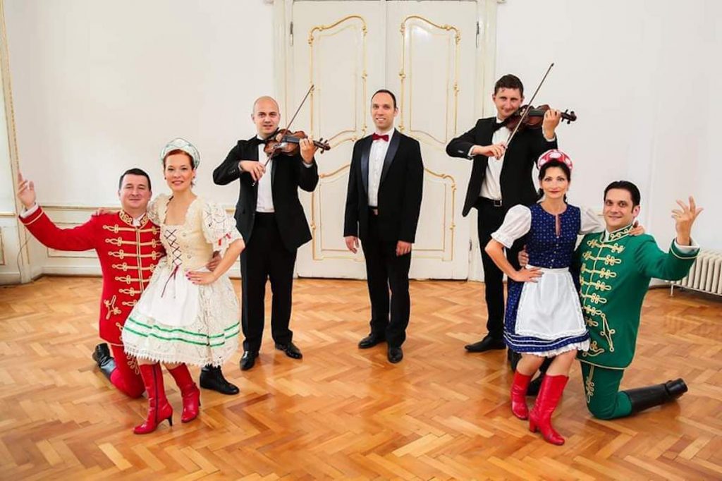 Mi, muzsikus lelkek : Farsangi operettgála : Nagyvárad - Február 7.