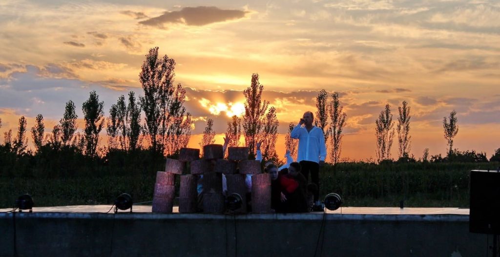 Kamara-Karaván- Ki szívét osztja szét - Kisiratos - Augusztus 10.